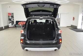 Ford Kuga 1,5 i 110 kW,Navi,najeto pouze71tkm,DPH - 9