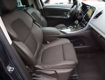 Renault Espace 2019 7miestne - 9