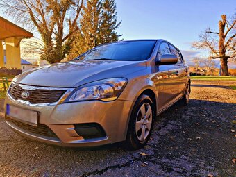 Kia ceed, rok 2010, 1,4benzín - 9
