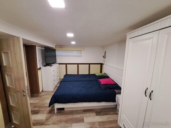EXKLUZÍVNE na predaj krásny inteligentný 5 izb RD Nitra - 9