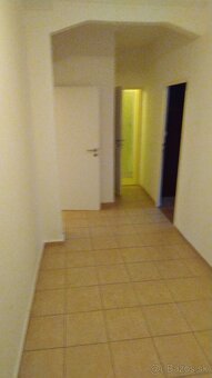 Prenájom nepriechodnej izby pri Slimáku v Bratislava - NM - 9