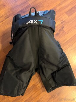hokejové nohavice TRUE AX7 (Classic Fit) – SR - 9