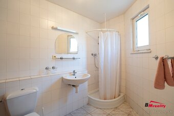 Možný odpočet DPH - chata s dvoma apartmánmi - Santovka - 9