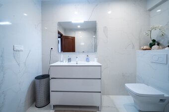 Luxusný Penthouse s Panoramatickým Výhľadom na More – Fuengi - 9