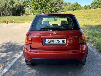 Suzuki SX4 - 9
