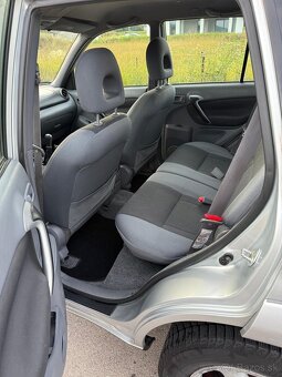 Toyota Rav4 2.0 Benzín - 9