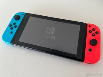 PREDÁM Nintendo Switch OLED - komplet príslušenstvo TOP STAV - 9
