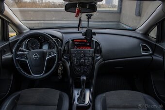 Opel Astra 1.4 benzín/plyn, AT6 - 9
