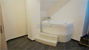 Prenájom komerčných priestorov 226 m2 - 9