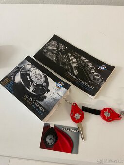 MV Agusta Brutale Rosso 800 - 9