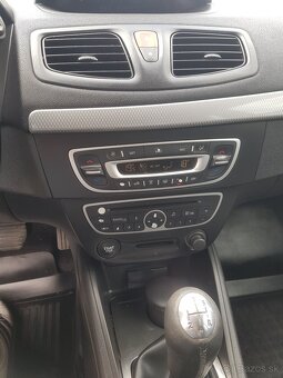 Renault Fluence - 9