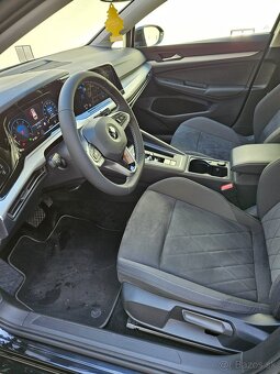Volkswagen Golf 8 2.0 TDI DSG 2023 110KW Virtual ACC - 9