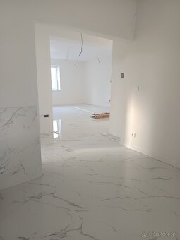 Rodinný dom po kompletnej rekonštrukcii - 9