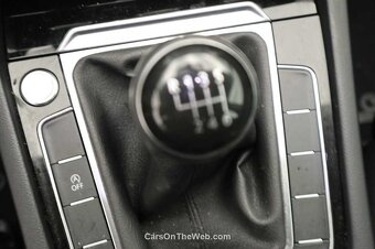 VW Passat 2,0 TDI i 110kw r.v.2016 - 9