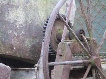 miešačku s objemom 150 litrov - 9