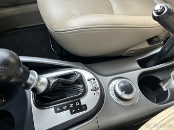 Citroën C-Crosser/2.2 HDi Exclusive/ Automat 4X4 - 9