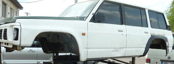 NISSAN PATROL Y60 soubor dílů - 9