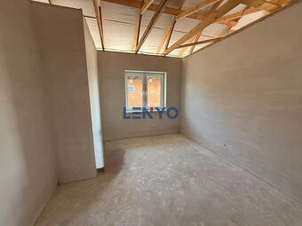Bungalov 4i rodinny dom Novostavba GA/SA TOPOLNICA - 9