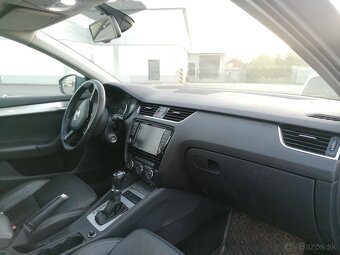 Škoda octavia 3 combi - 9