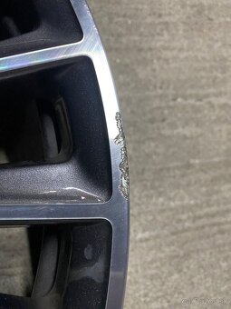 Predám disk Mercedes C AMG 19" - 9