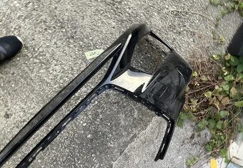 predni naraznik audi a6 c8 cerny - 9