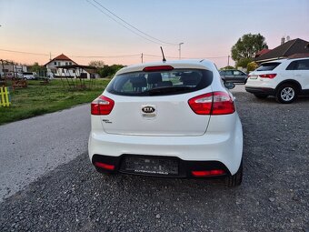 Kia rio - 9