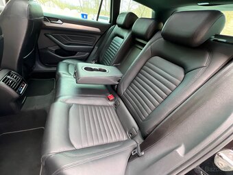 Volkswagen Passat Variant 1.5 TSI 110 kW R-Line DSG - 9