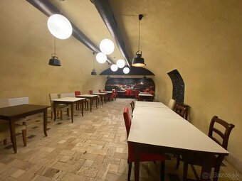 Prenajmeme štýlové reštauračné priestory - 382 m2 v historic - 9