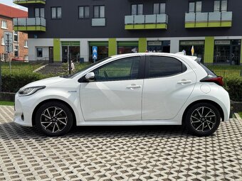 Toyota Yaris , hybrid , automat , 30800 km - 9