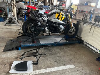 Bmw R nineT - 9
