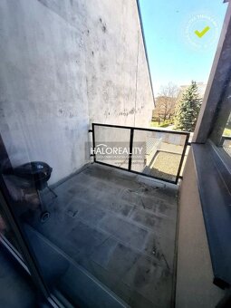 HALO reality - Prenájom, trojizbový byt Trnava, s terasou a - 9