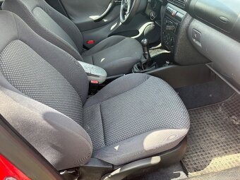 Seat leon 1,6 16V - 9