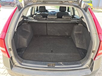 Kia Ceed SW 1,6 Benzin 86000km - 9