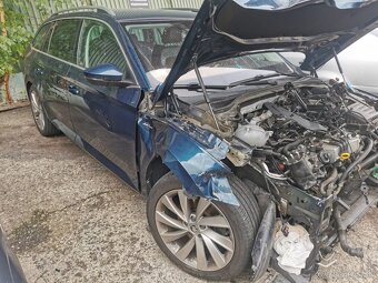 Škoda superb laurin klement 2.0 tdi automat - 9