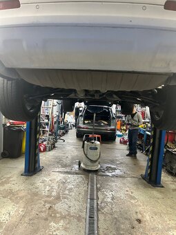 Audi Q7 3l TDi  s line 2007 Ek STK 2026 - 9