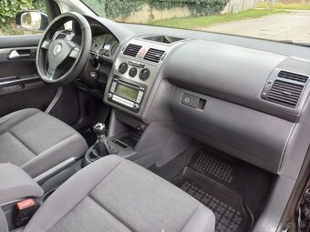 Volkswagen Touran 1.9 TDi,HIGHLINE Facelift - 9