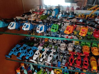 Predám zbierku Kinder figúrok - 9