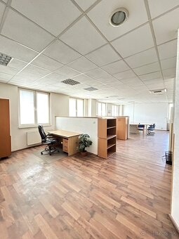Skladová, výrobná hala a administratívna budova - prenájom - 9