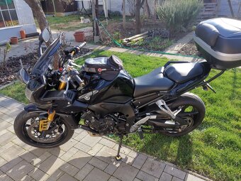 Yamaha fz1 - 9