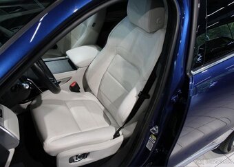 Jaguar F-Pace P250 R-Dynamic SE AWD FullServ benzín automat - 9