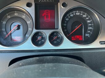 Predám vw passat dsg benzin Rv 2005 - 9