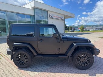 Jeep Wrangler SAHARA 2.8 CRD - 9
