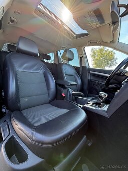 Škoda Octavia 2.0 TDI DSG combi - 9