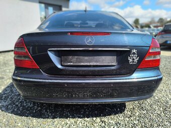 Mercedes-Benz E trieda Sedan 270 CDI - 9