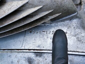 Predám motor 350/354 - 9