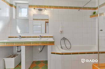 RADO | Rodinný dom 6-izbový 284m2+pozemok 315m2 | Podunajské - 9