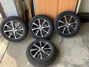 Toyota yaris sada kolies Brigestone zimné, TPMS - 9