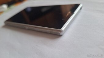 Sony Xperia Z1 Compact (D5503) - 9