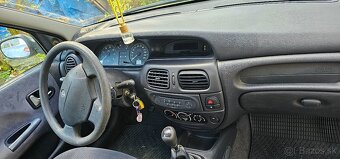 renault megane I groundtoure 1.6 16v benzin 79 kw 2002 - 9
