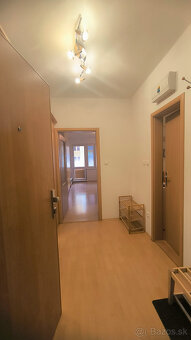 NOVINKA V PONUKE IBA U NÁS 1i zariadený byt s balkónom,Vyš - 9